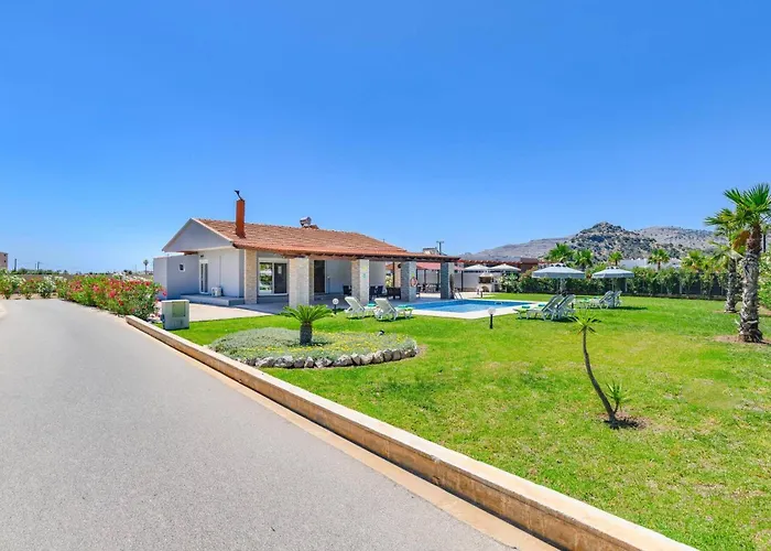 By Βίλα Κάλαθος